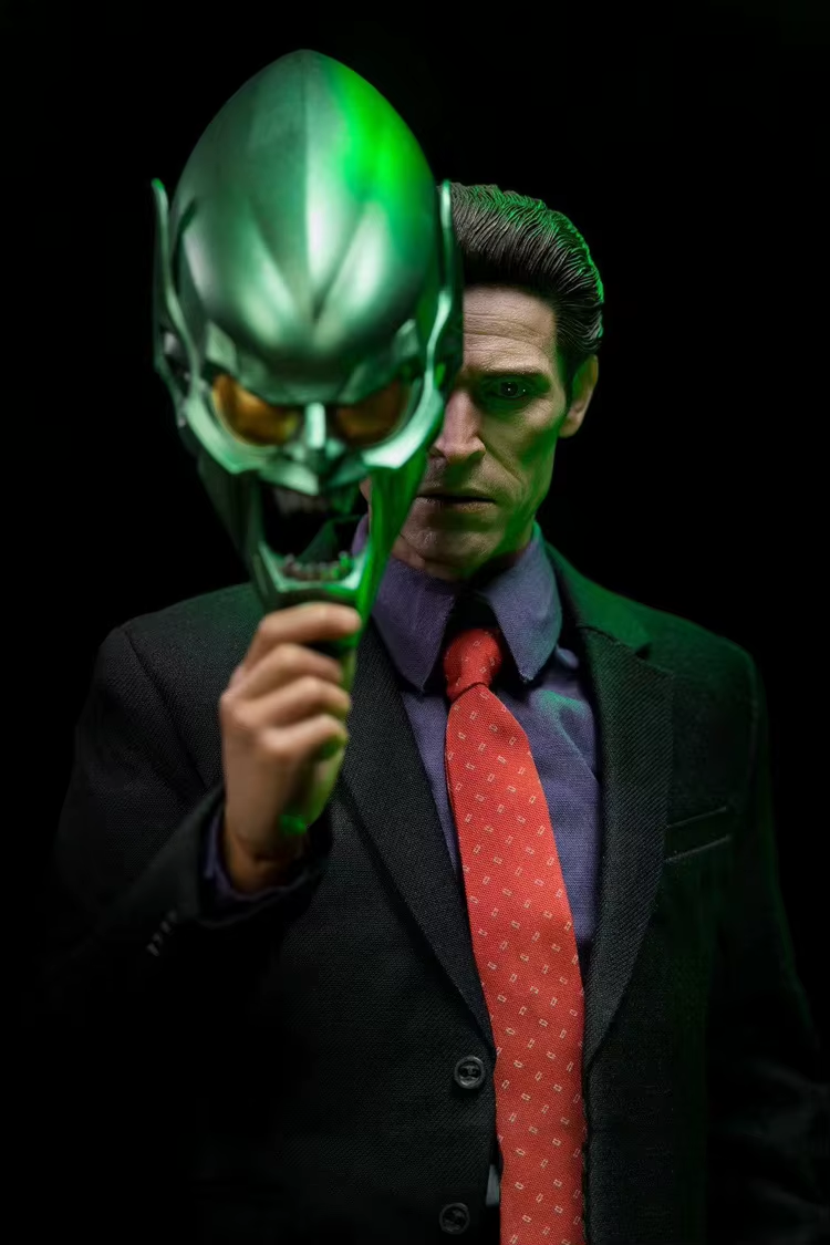 Green Goblin Willem Dafoe 1/6 Scale